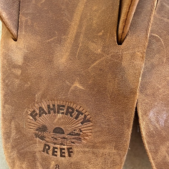 Faherty Reef Brown Leather Flip Flops sz8 - Picture 3 of 12